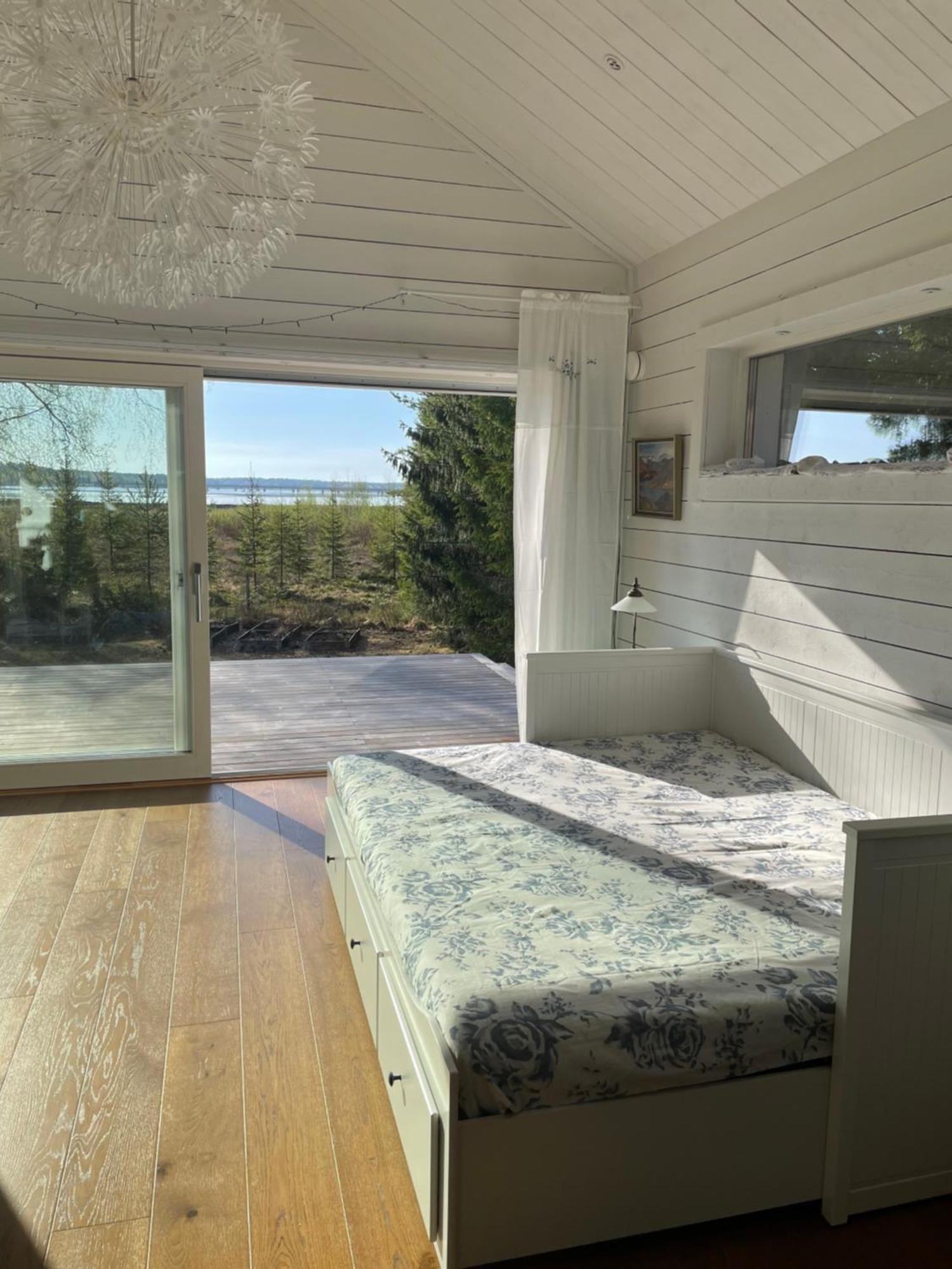 Beautiful House In The Nature With Private River Access *